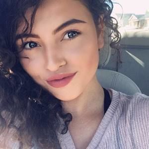 Meet your Posher, Alexus